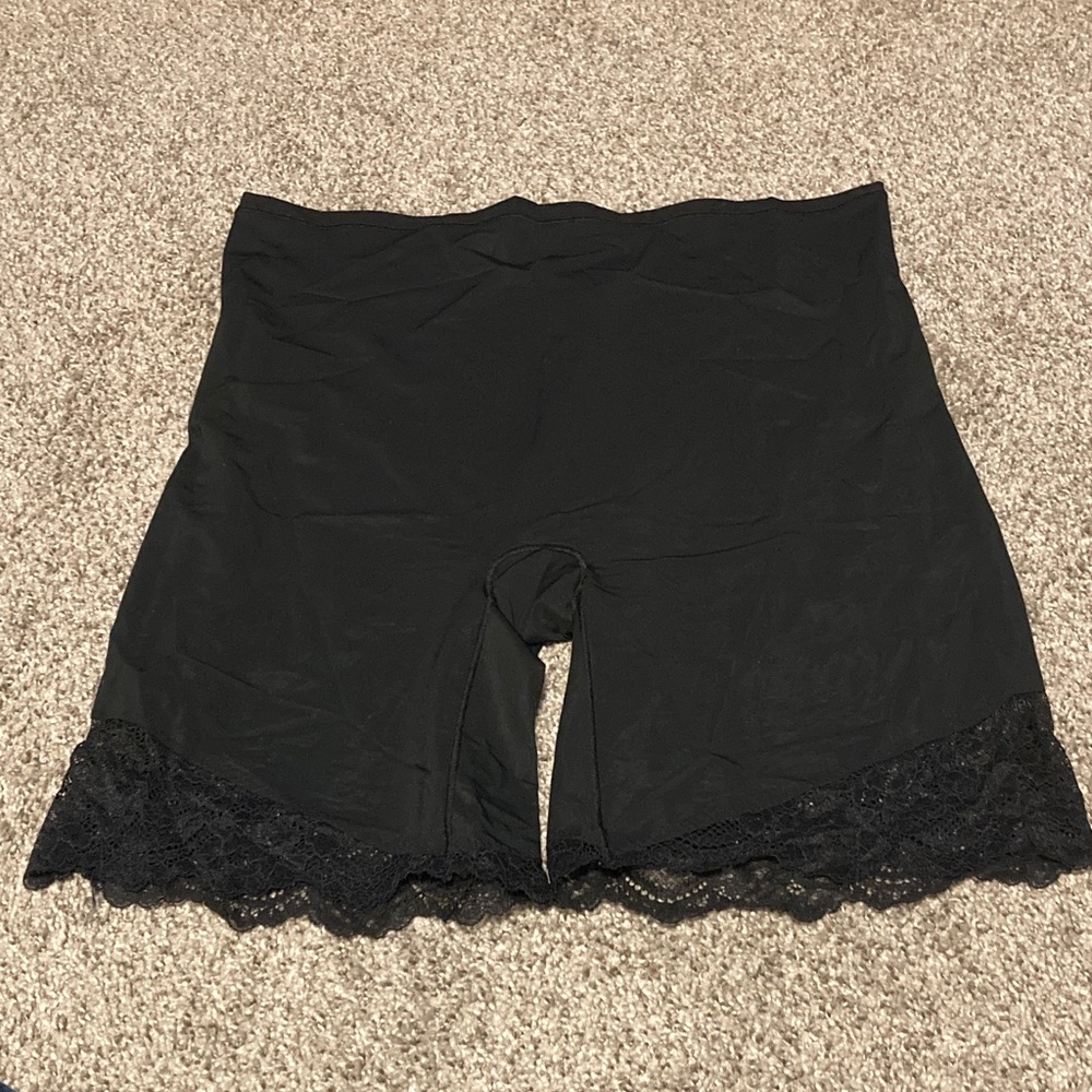 Red Hot spanx Black Lace Trim Shapewear Shorts